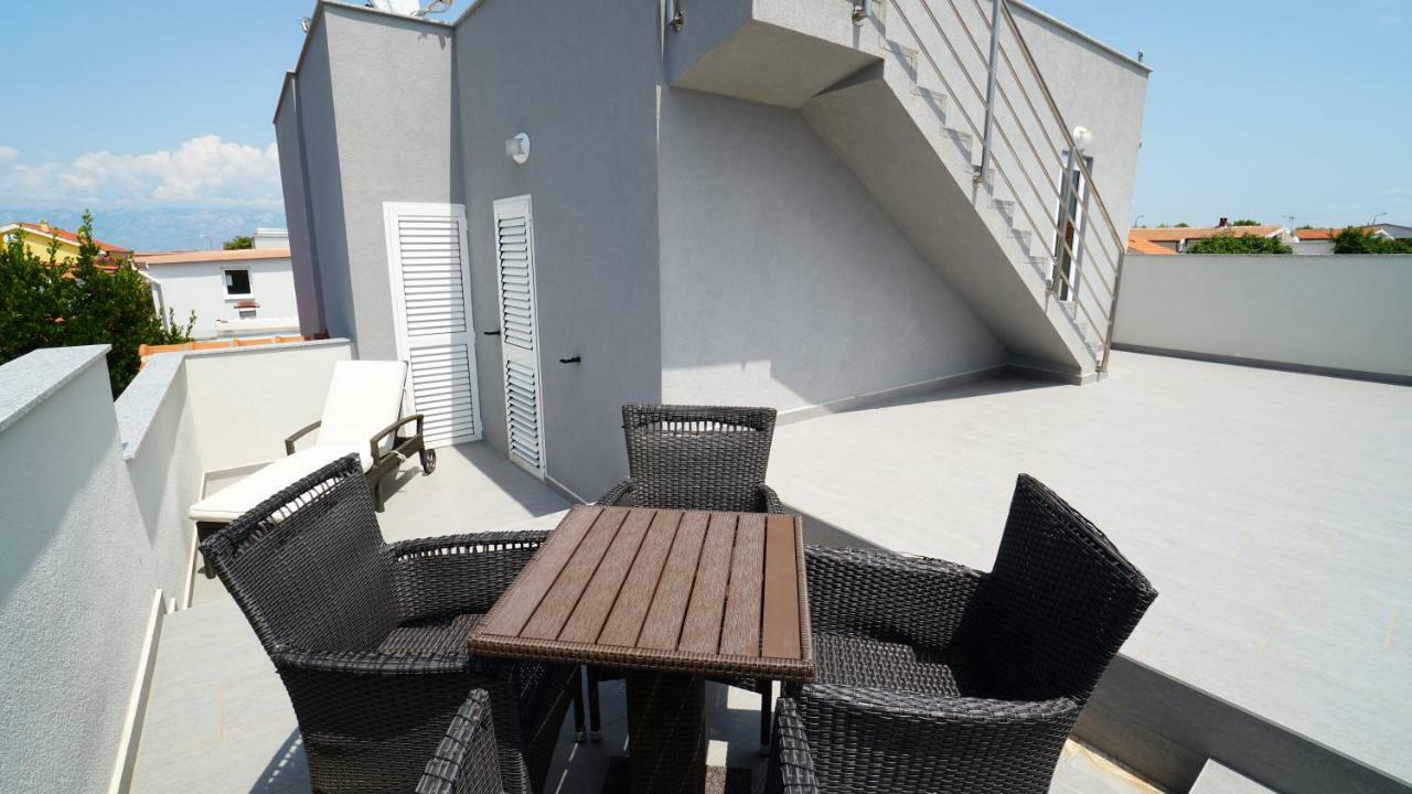 Villa Lulic Vir Exterior photo